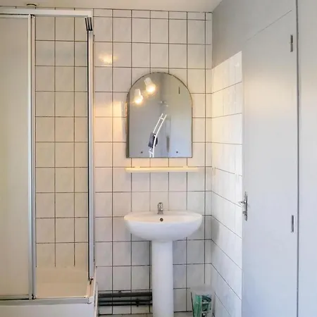 4 Bedroom Pet Friendly In * Портбай