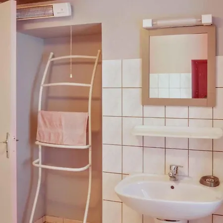 Holiday home 4 Bedroom In *