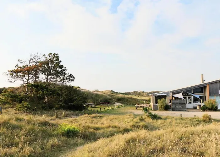 Holiday home 4 Bedroom Pet Friendly In *