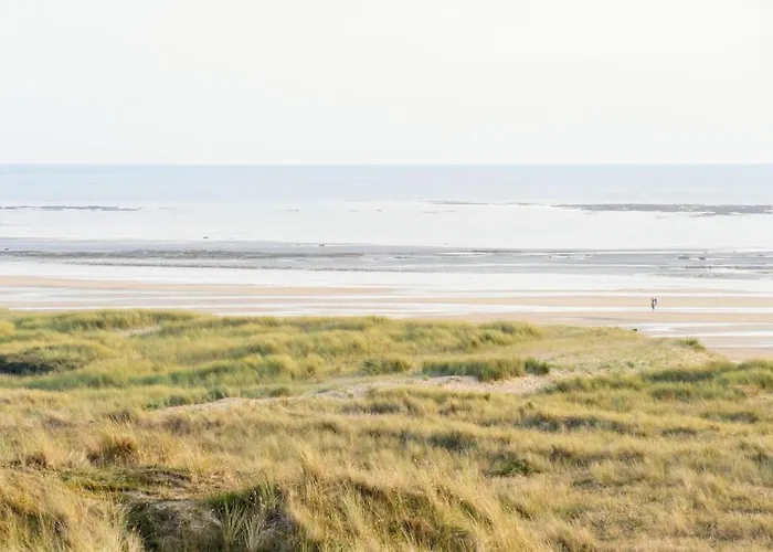 Holiday home 4 Bedroom Pet Friendly In Portbail